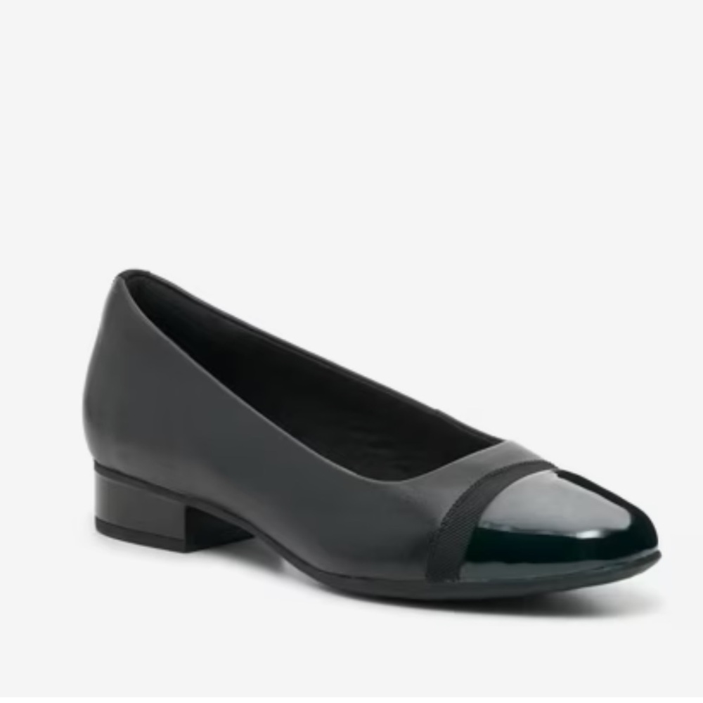 Clarks Ultimate Comfort Collection Juliet Monte Flats